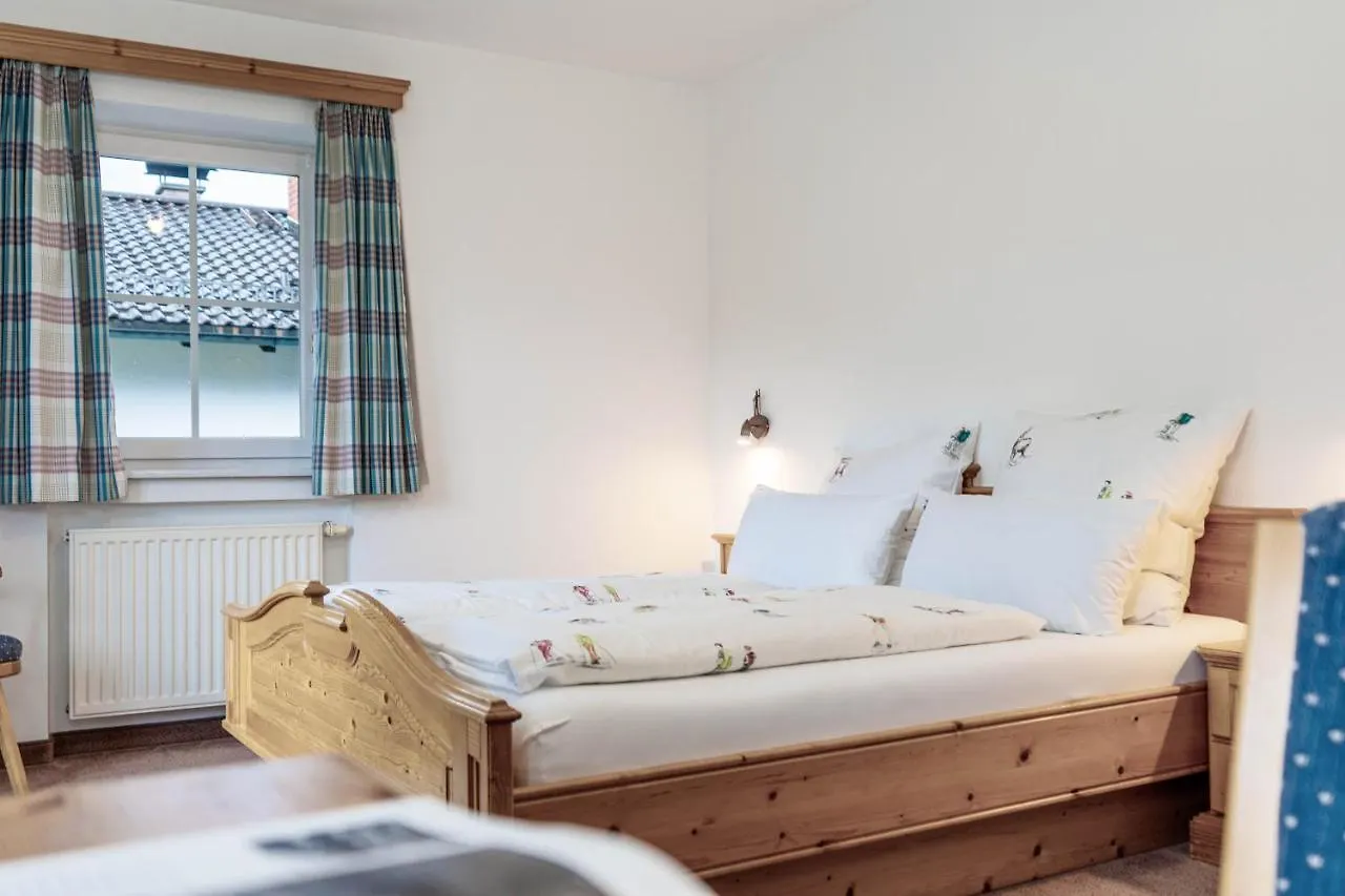 Gaestehaus Quirin Garmisch-Partenkirchen Casa de hóspedes